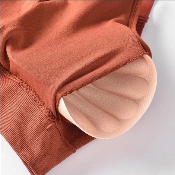 Padded Seamless Caramel Athletic Sports Bra Top - Picture 6 of 7